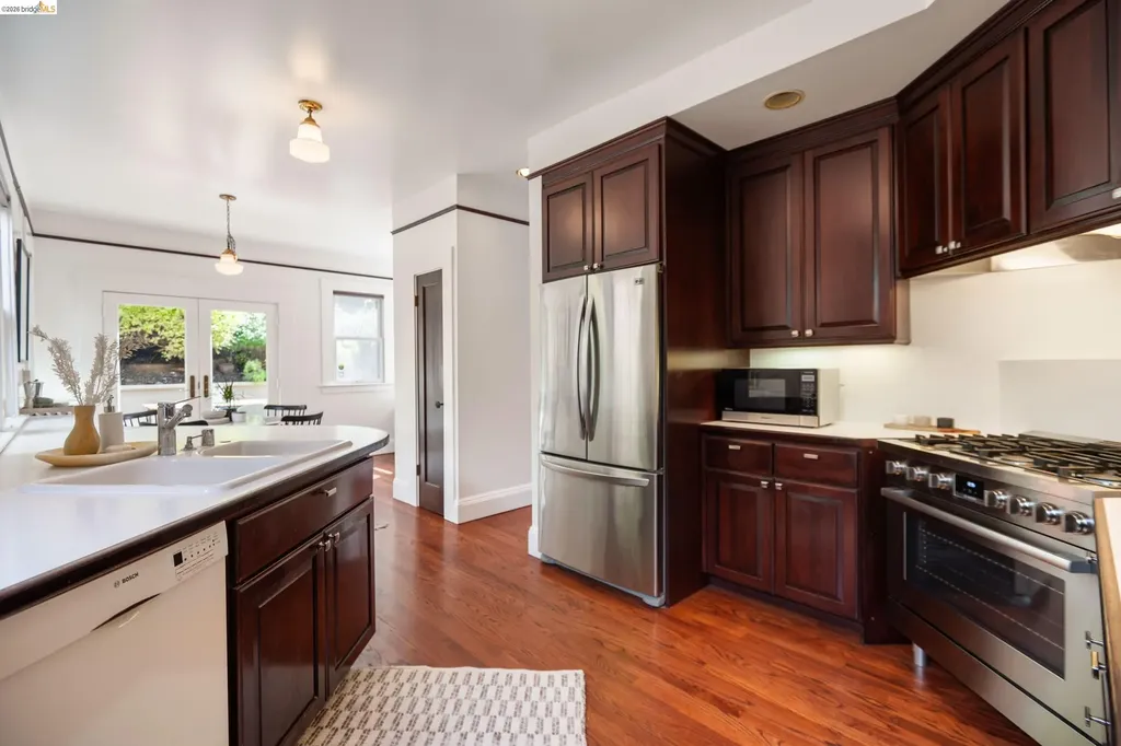 3756 Balfour Avenue Oakland CA 94610