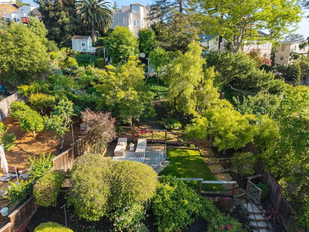 3756 Balfour Avenue Oakland CA 94610