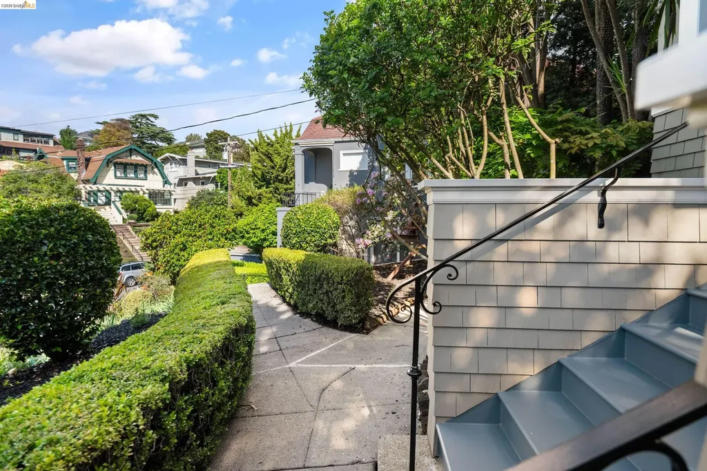 3756 Balfour Avenue Oakland CA 94610