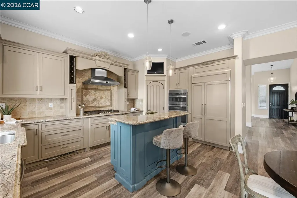 9013 Elk Drive Clayton CA 94517