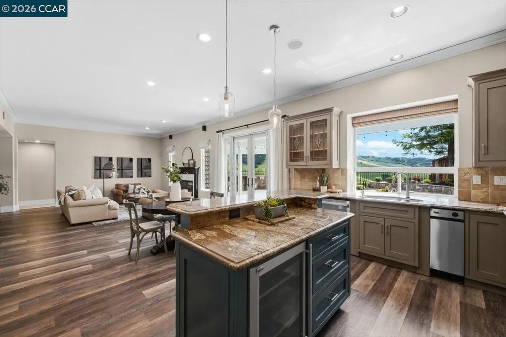 9013 Elk Drive Clayton CA 94517