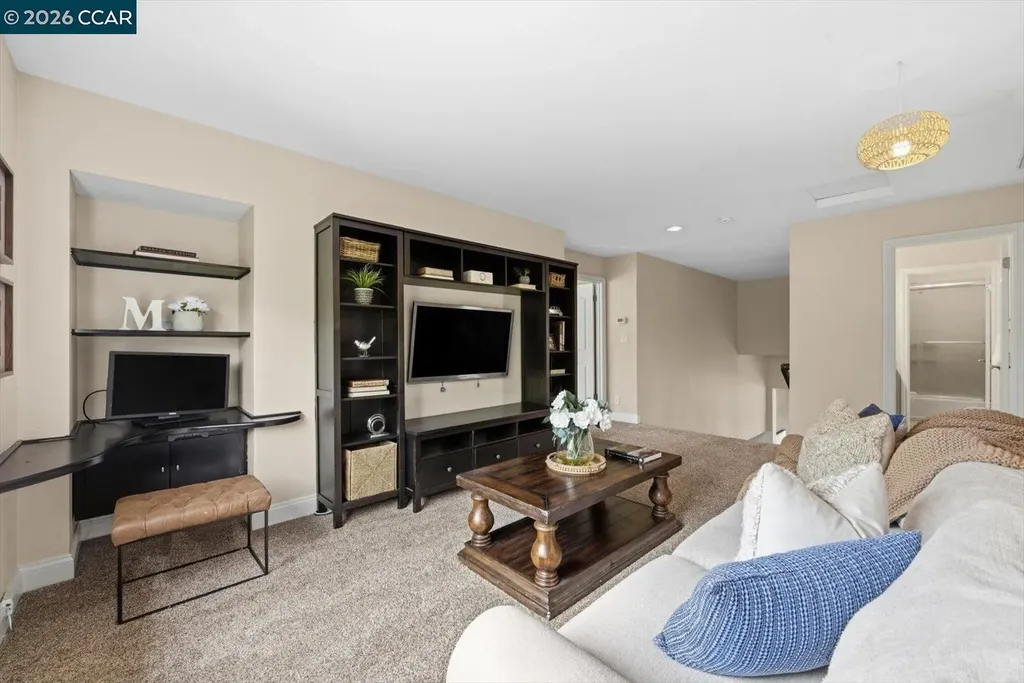 9013 Elk Drive Clayton CA 94517