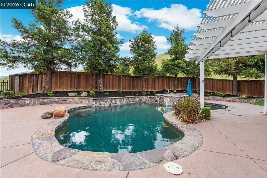 9013 Elk Drive Clayton CA 94517