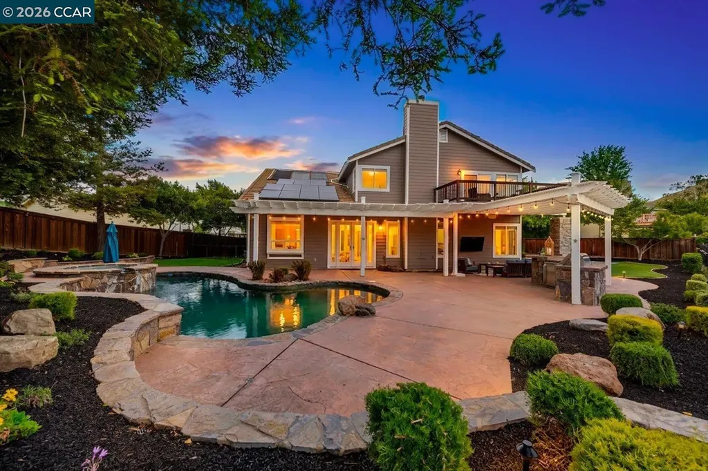 9013 Elk Drive Clayton CA 94517