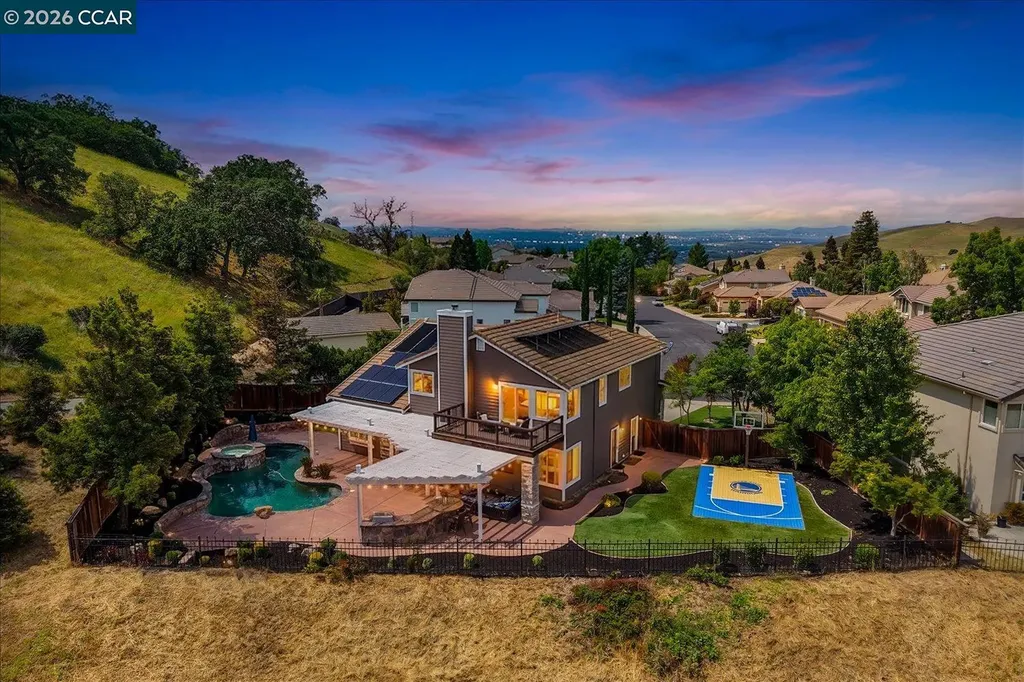 9013 Elk Drive Clayton CA 94517