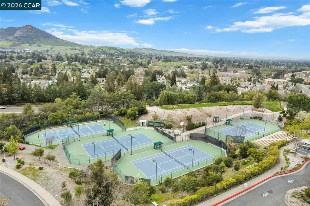 9013 Elk Drive Clayton CA 94517