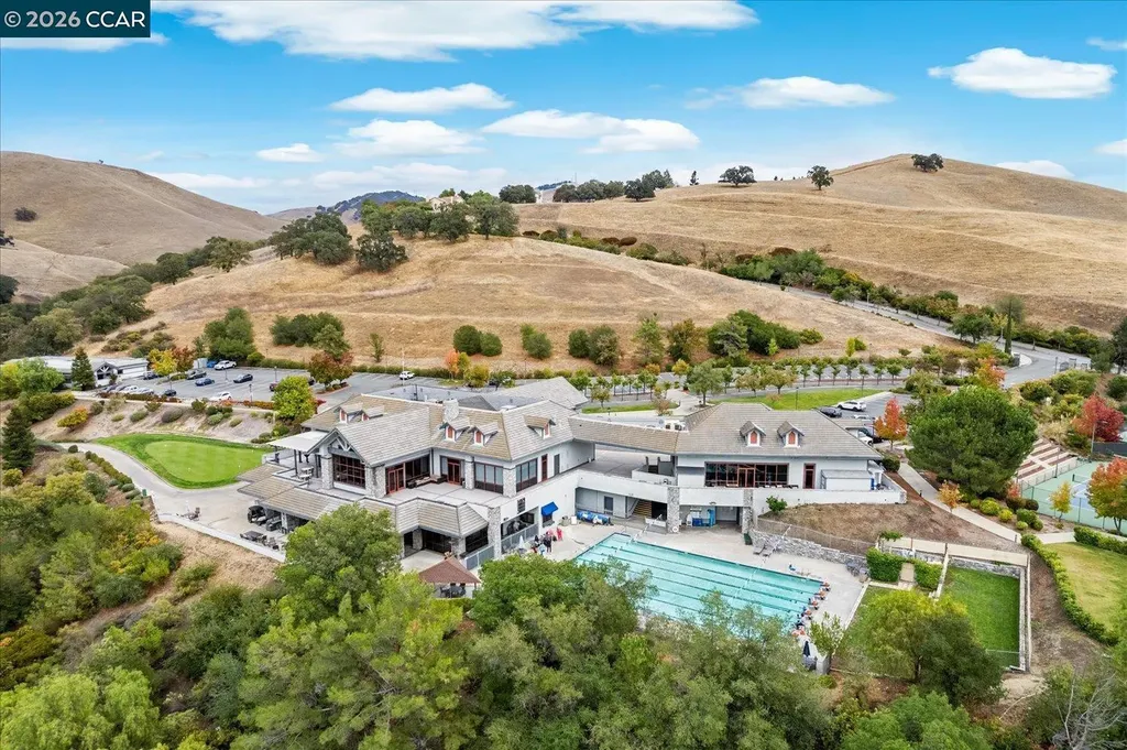 9013 Elk Drive Clayton CA 94517