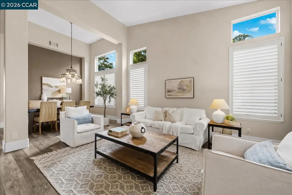 9013 Elk Drive Clayton CA 94517
