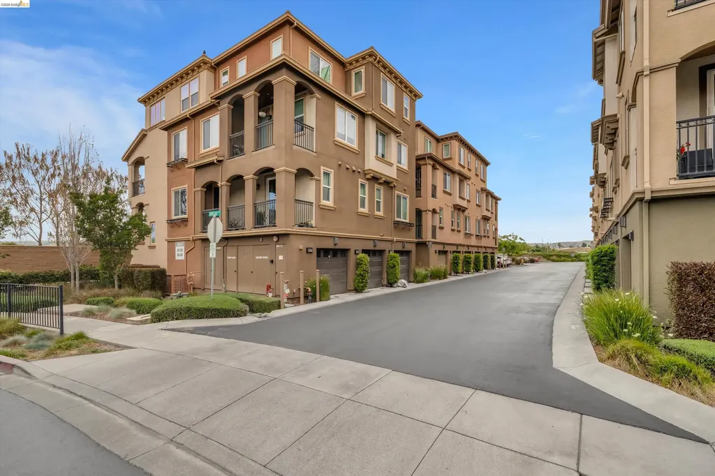 5659 Daylily Street Newark CA 94560