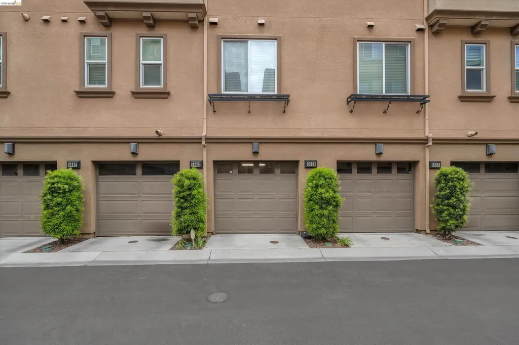 5659 Daylily Street Newark CA 94560