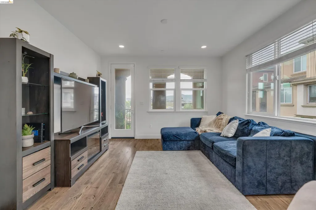 5659 Daylily Street Newark CA 94560