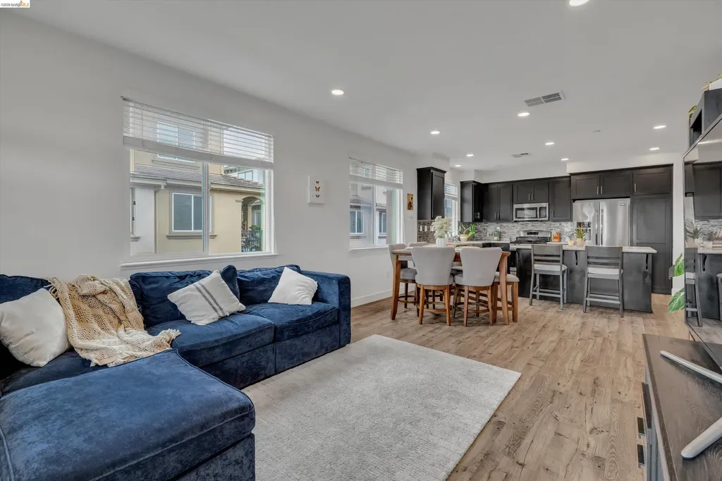 5659 Daylily Street Newark CA 94560