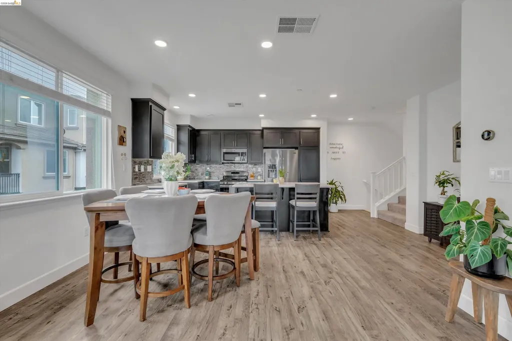 5659 Daylily Street Newark CA 94560