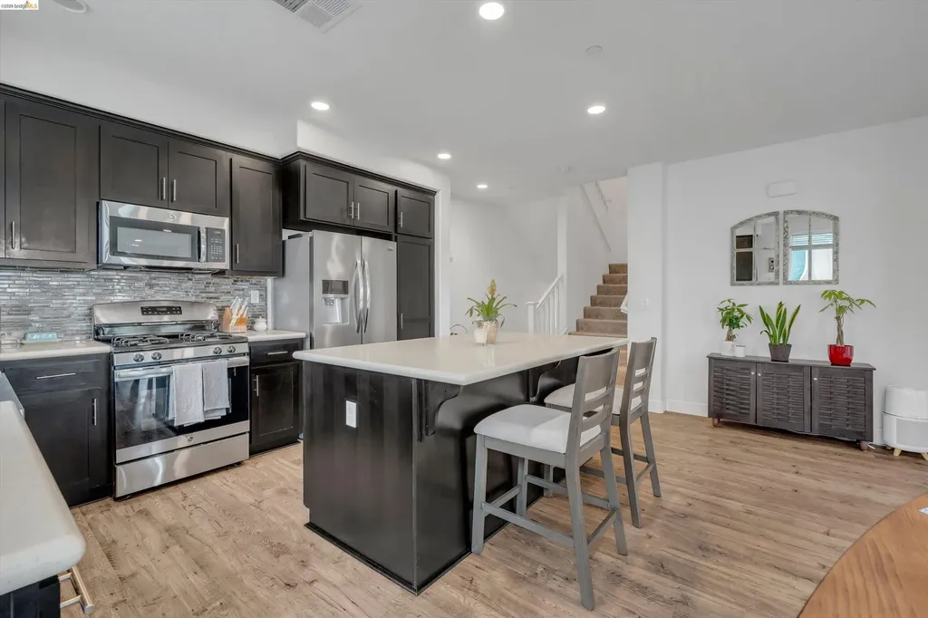 5659 Daylily Street Newark CA 94560