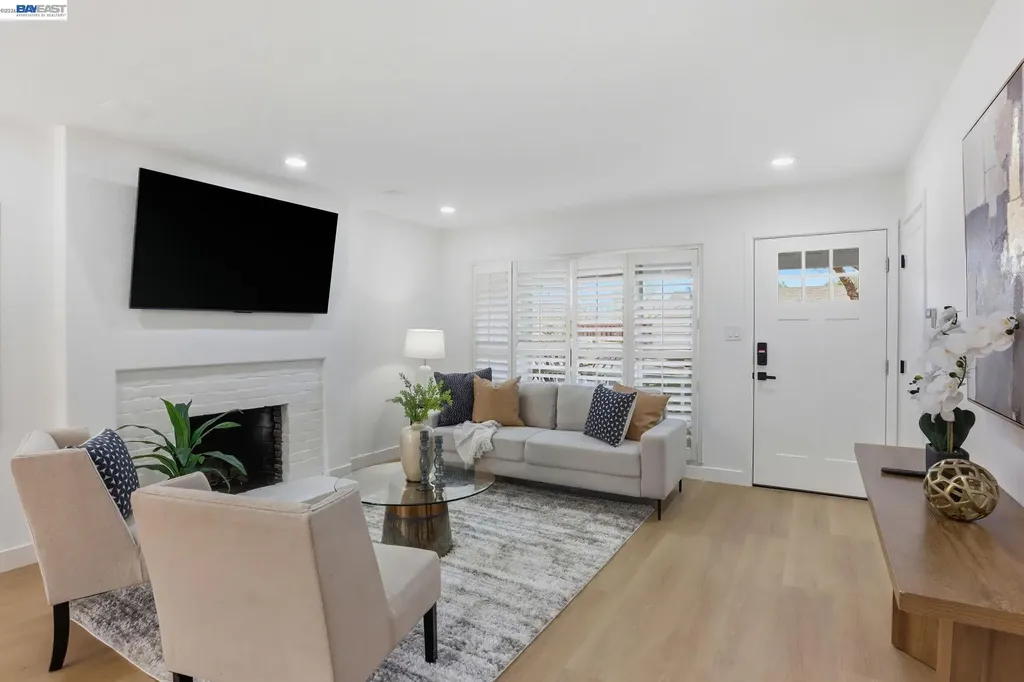 73 Paseo Grande San Lorenzo CA 94580