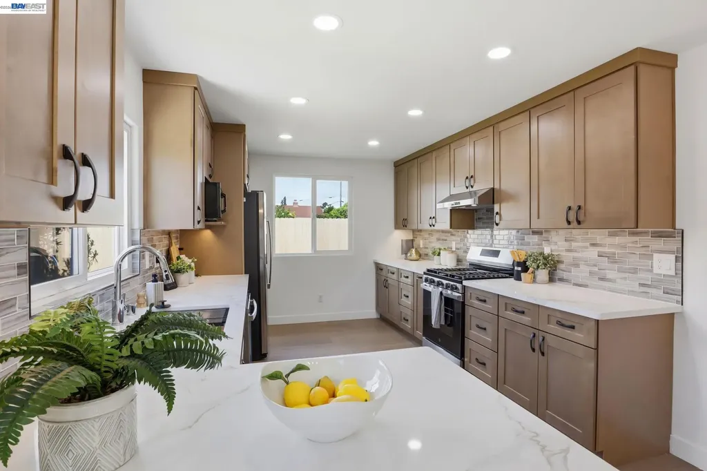 73 Paseo Grande San Lorenzo CA 94580