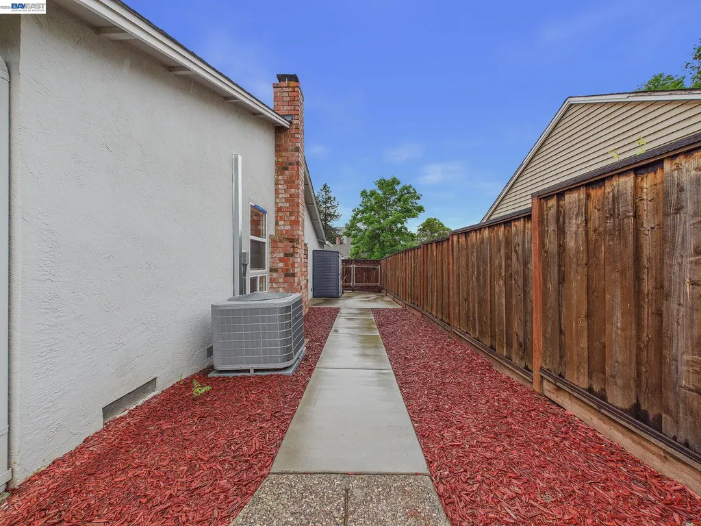 3749 Platt Court N Pleasanton CA 94588