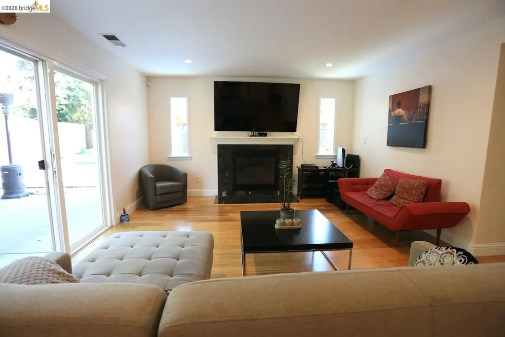2198 La Orinda Place Concord CA 94518