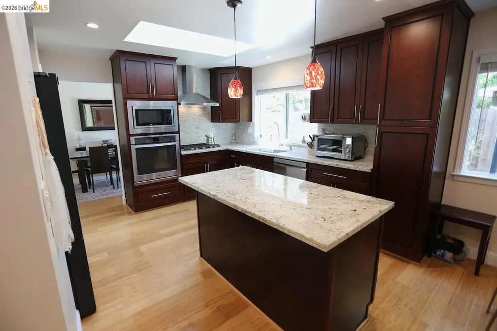 2198 La Orinda Place Concord CA 94518