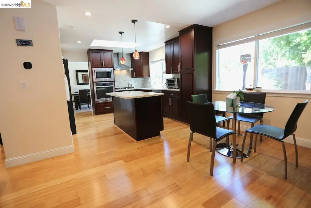 2198 La Orinda Place Concord CA 94518