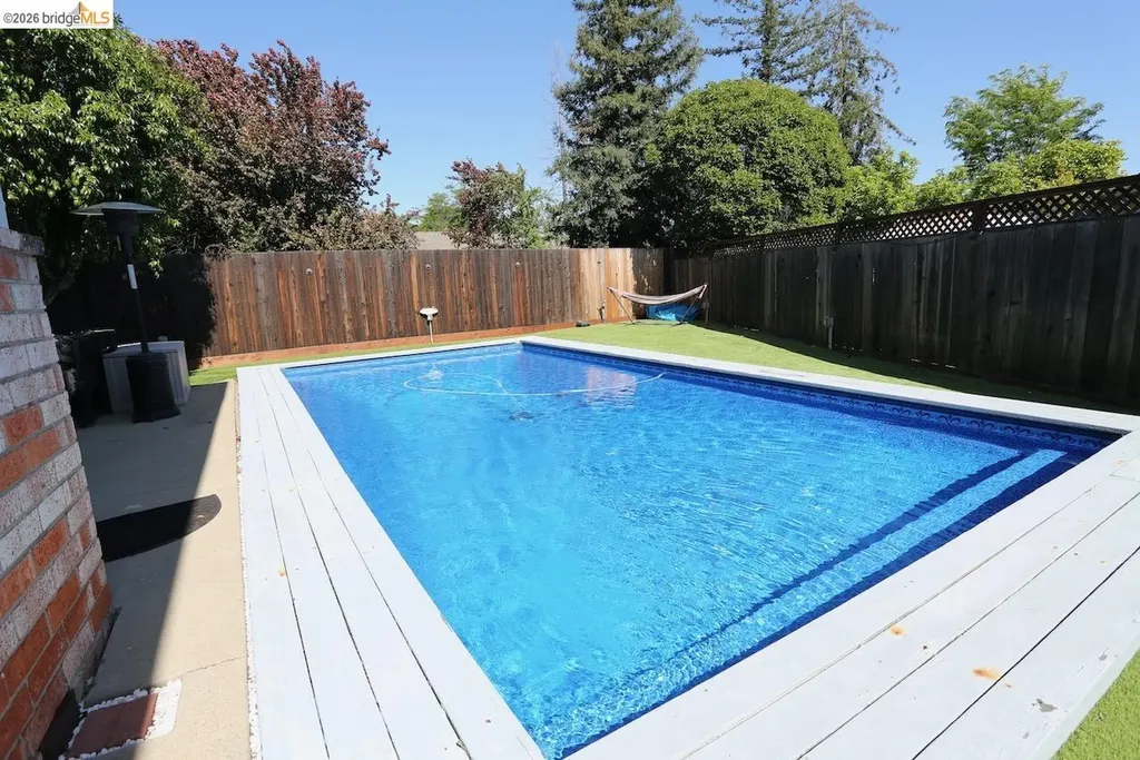 2198 La Orinda Place Concord CA 94518