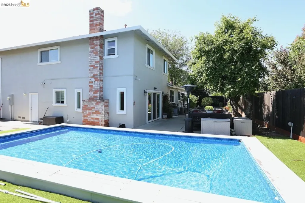 2198 La Orinda Place Concord CA 94518