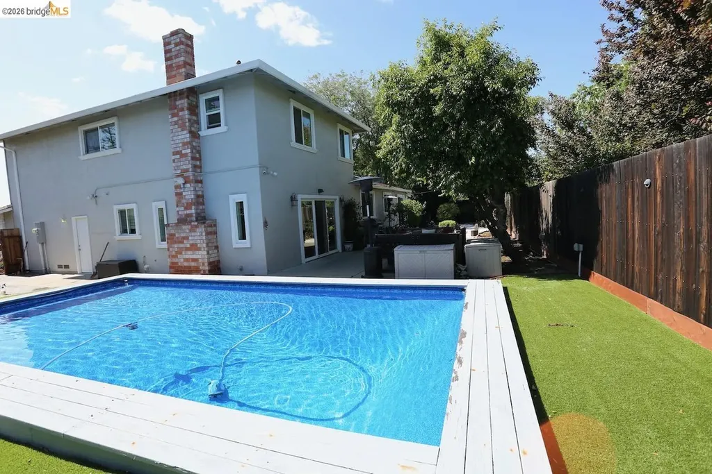 2198 La Orinda Place Concord CA 94518