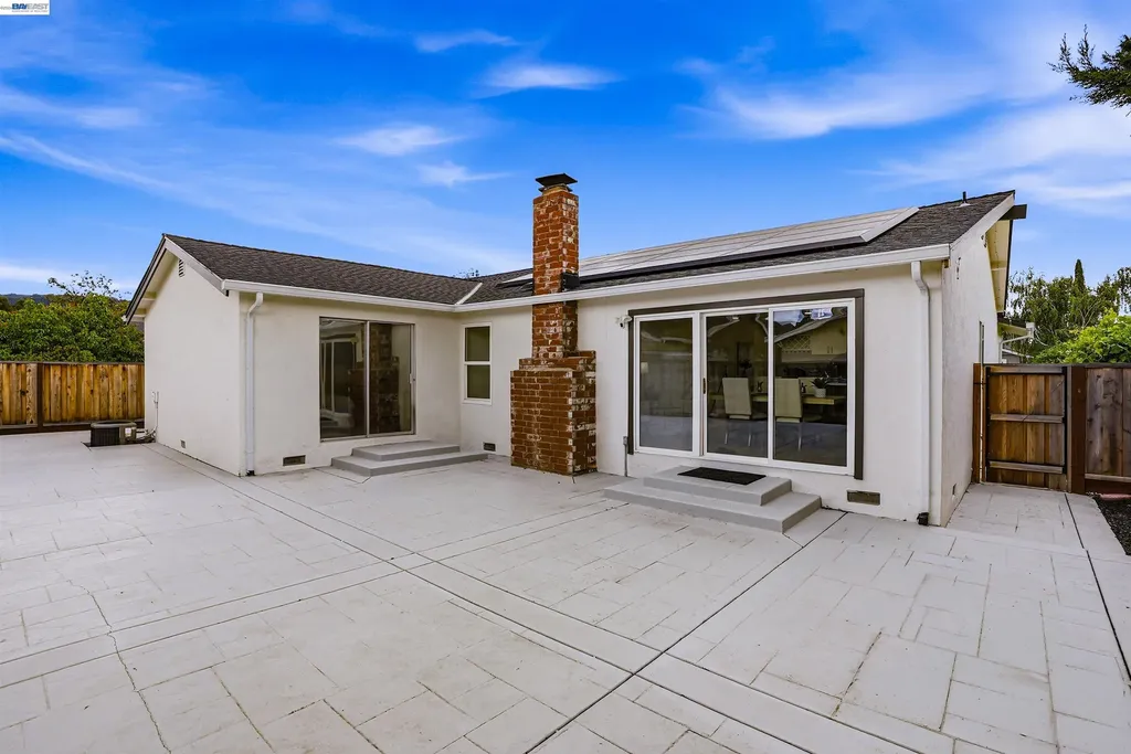 6738 Rancho Court Pleasanton CA 94588