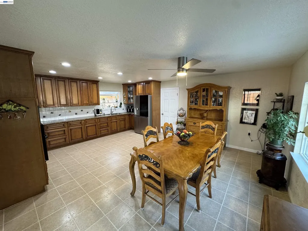 41670 Paseo Padre Parkway Fremont CA 94539