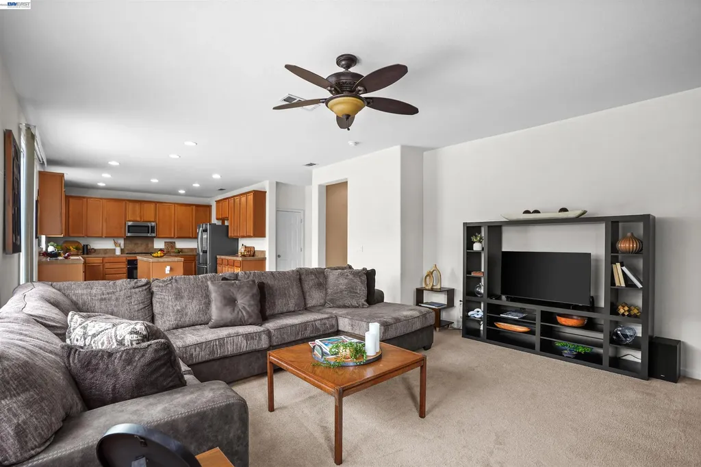 1048 Ashbridge Bay Drive Pittsburg CA 94565