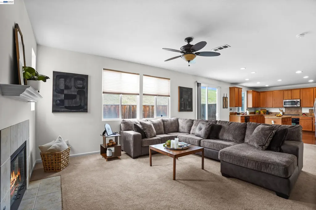 1048 Ashbridge Bay Drive Pittsburg CA 94565