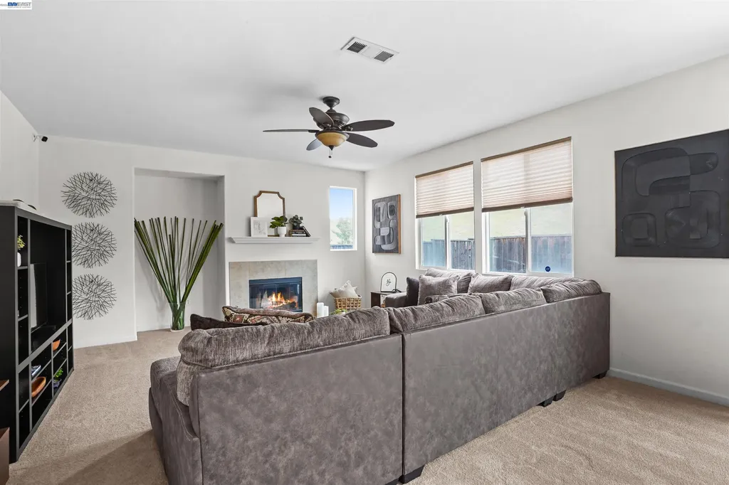 1048 Ashbridge Bay Drive Pittsburg CA 94565
