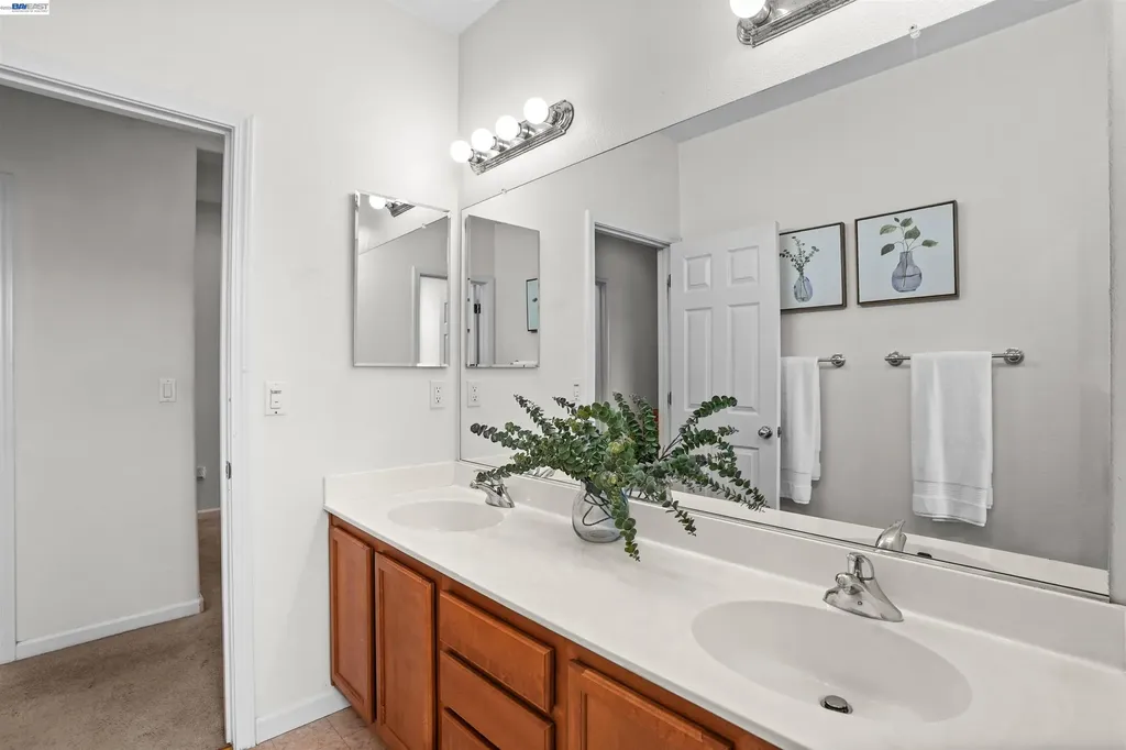 1048 Ashbridge Bay Drive Pittsburg CA 94565