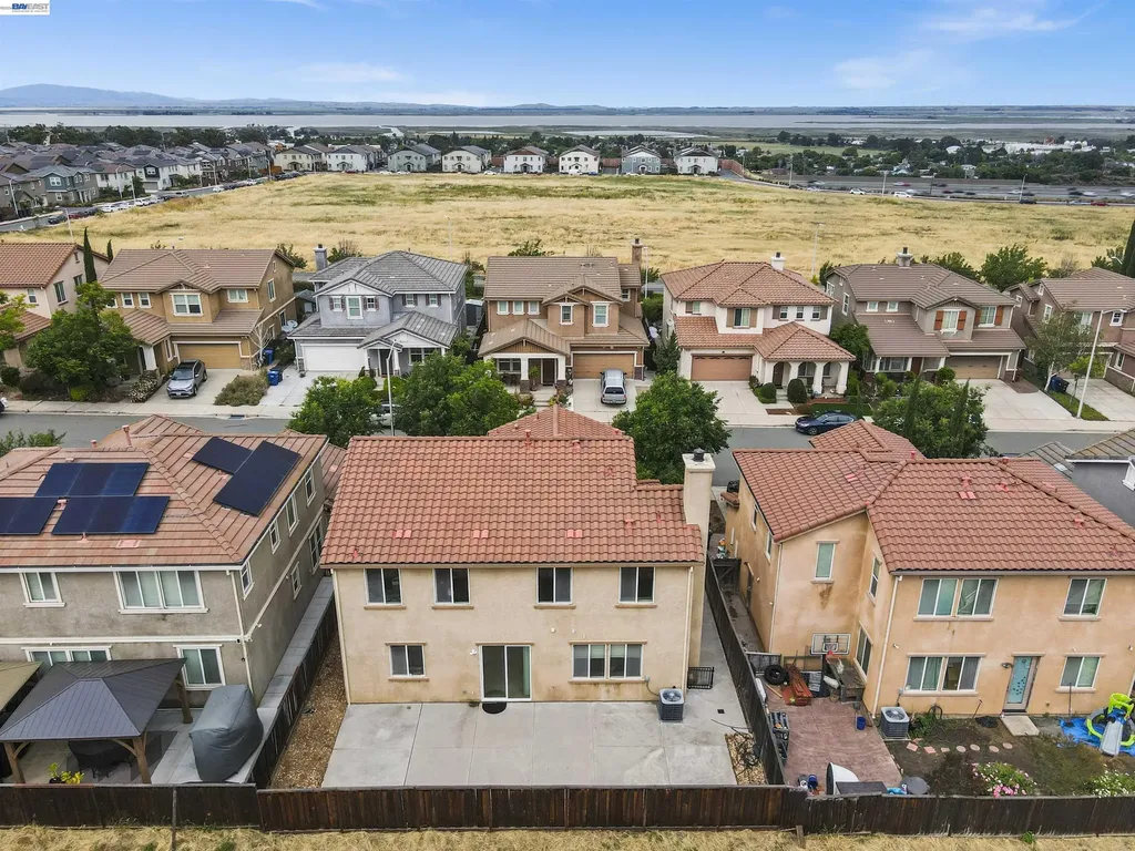 1048 Ashbridge Bay Drive Pittsburg CA 94565