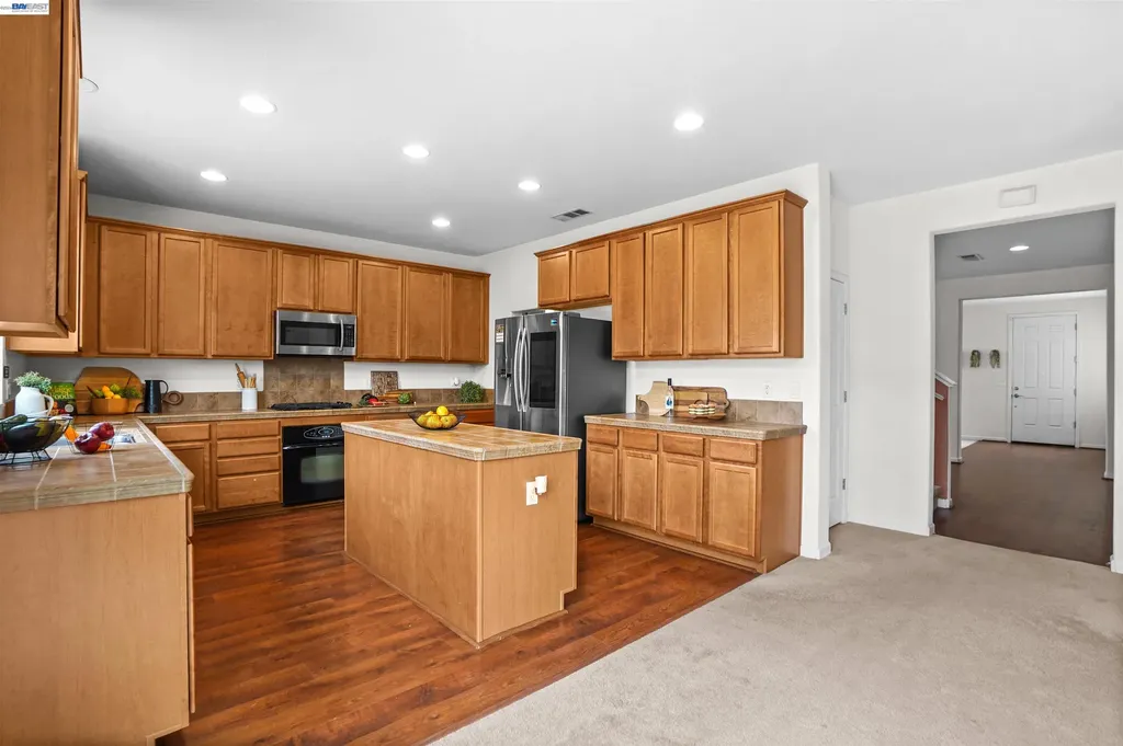 1048 Ashbridge Bay Drive Pittsburg CA 94565