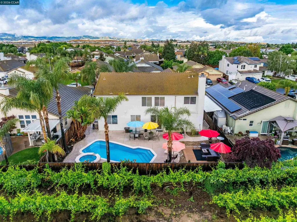 523 Whitehall Court Oakley CA 94561