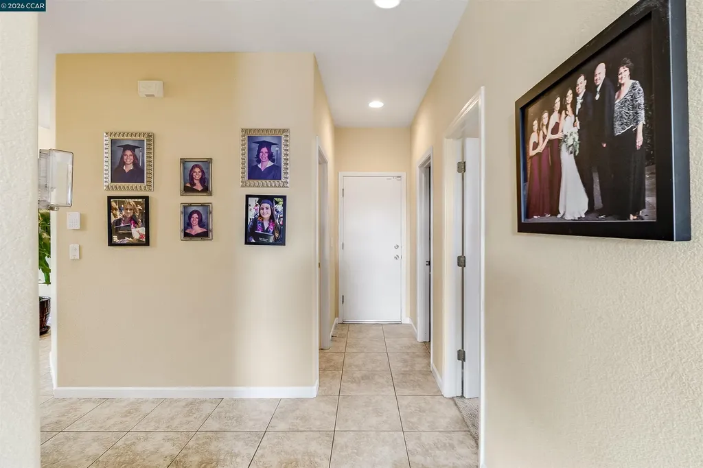 523 Whitehall Court Oakley CA 94561