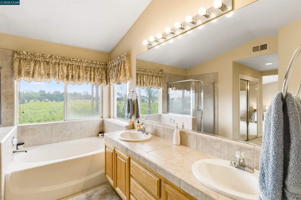 523 Whitehall Court Oakley CA 94561