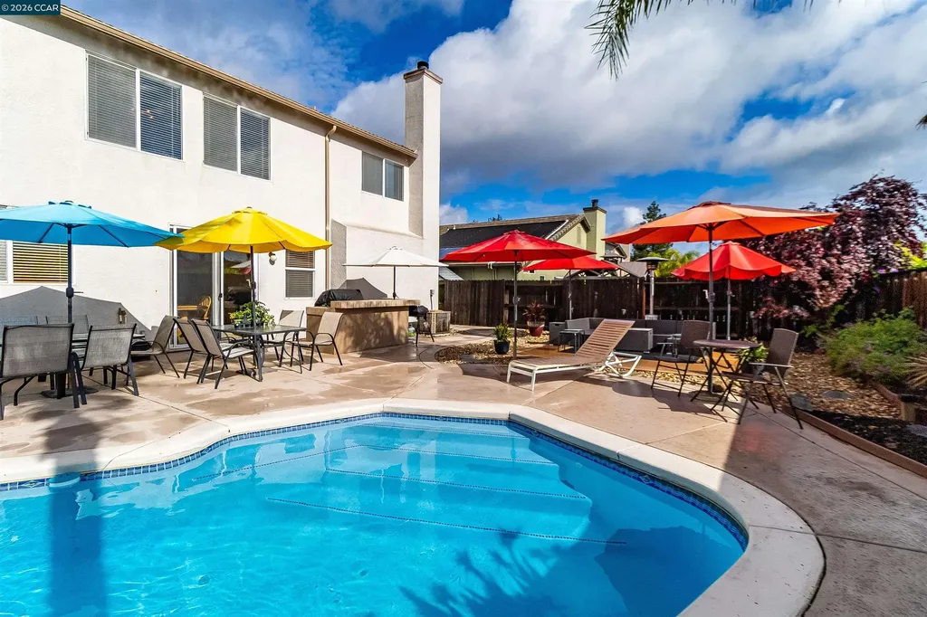 523 Whitehall Court Oakley CA 94561