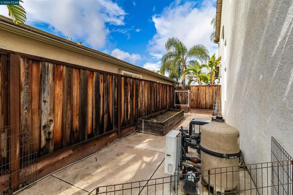 523 Whitehall Court Oakley CA 94561