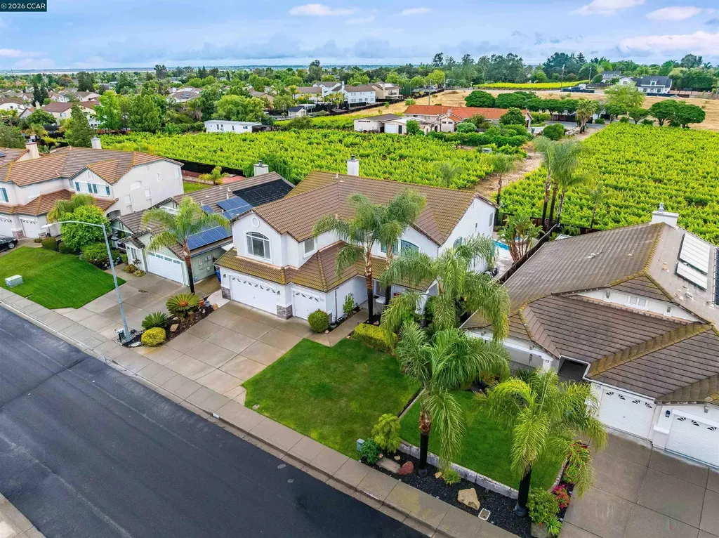 523 Whitehall Court Oakley CA 94561