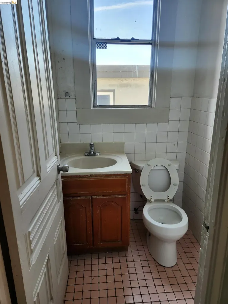 617 Fallon Street Oakland CA 94607