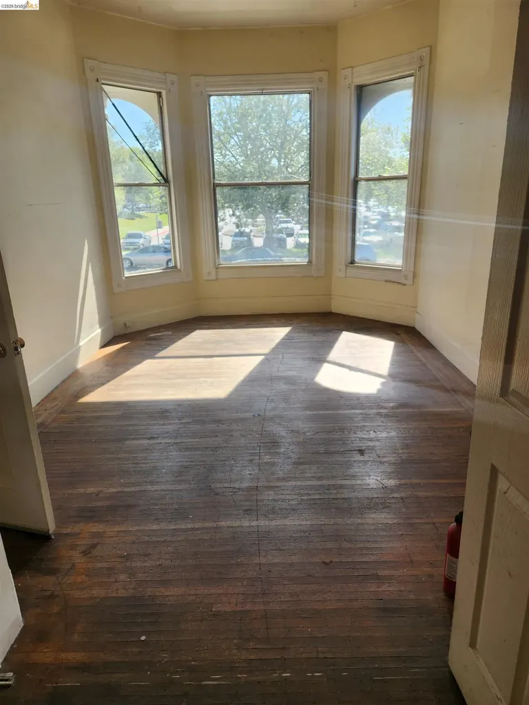617 Fallon Street Oakland CA 94607