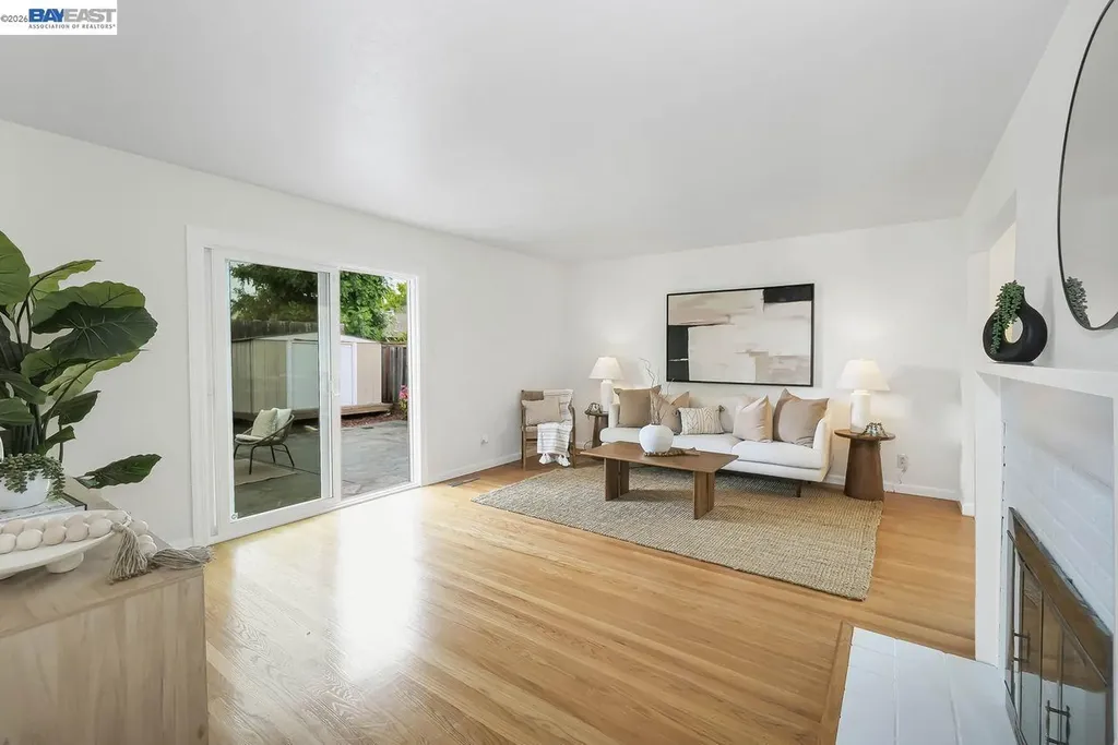 35975 Ruschin Drive Newark CA 94560