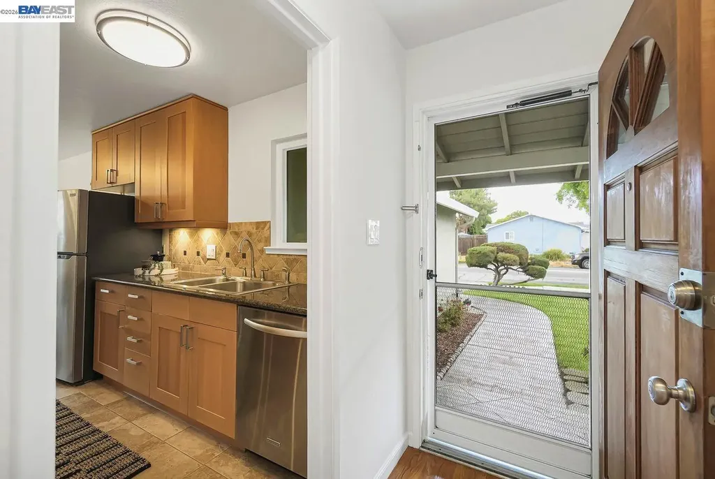 35975 Ruschin Drive Newark CA 94560
