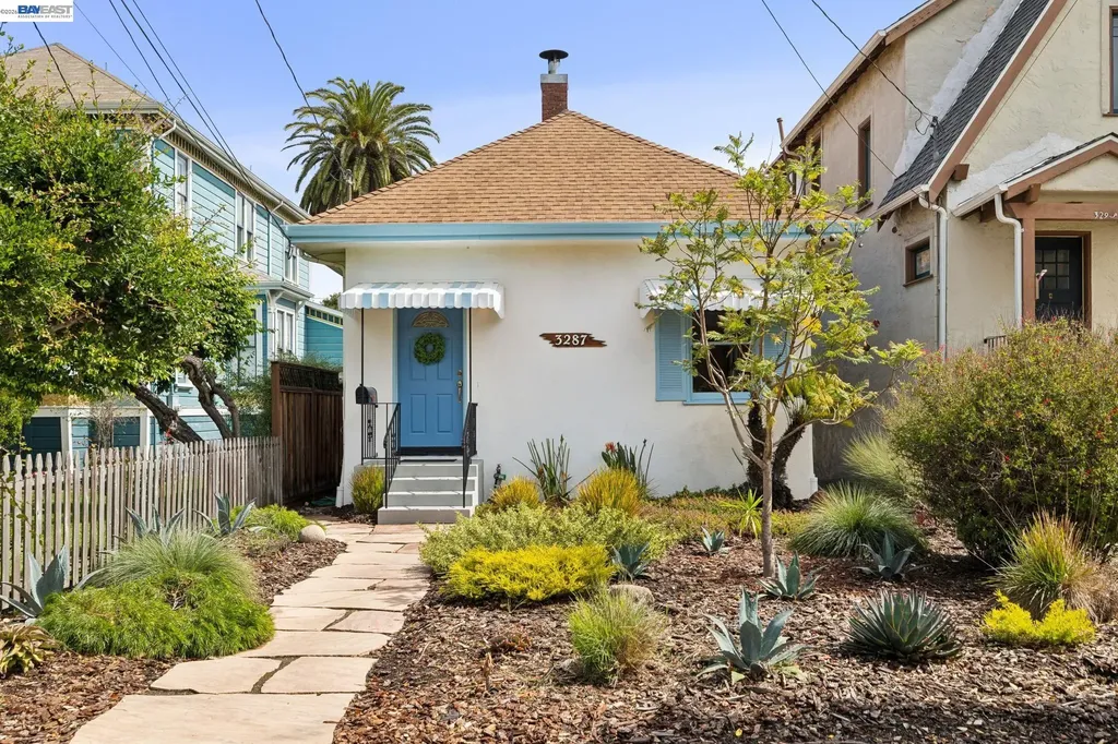 3287 Briggs Avenue Alameda CA 94501