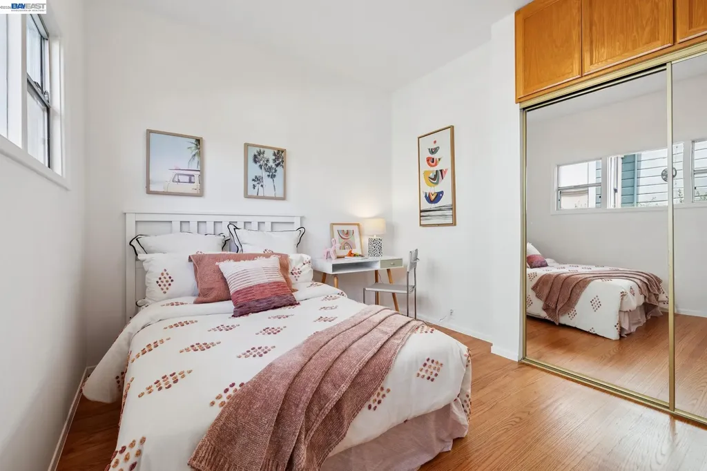 3287 Briggs Avenue Alameda CA 94501
