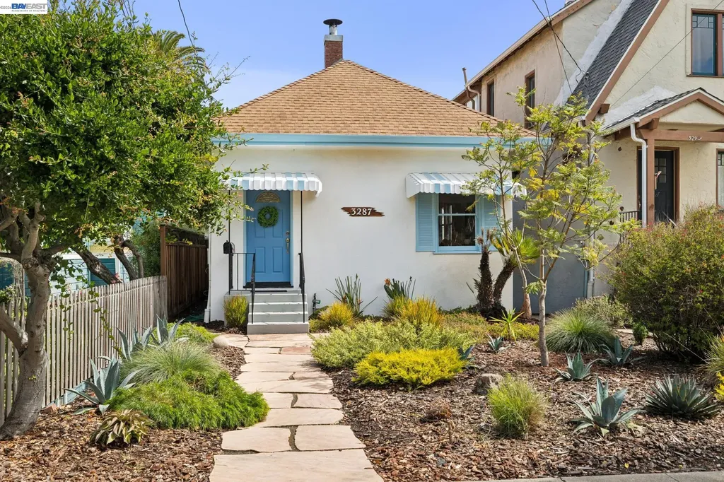 3287 Briggs Avenue Alameda CA 94501