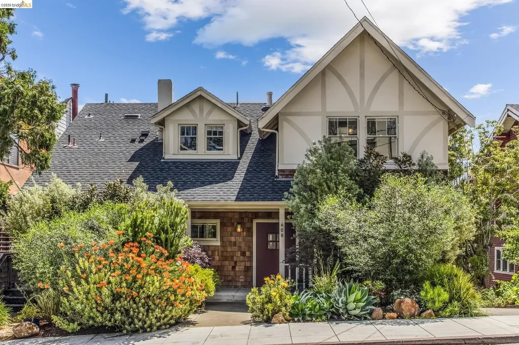 Oakland CA, 608 Jean Street