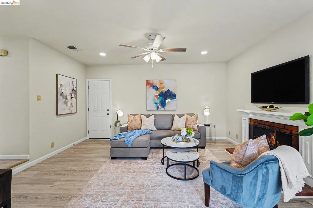 2713 Del Oro Circle Antioch CA 94509